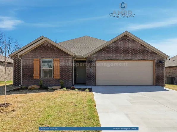 400 W Cattleman Ln, Siloam Springs, AR 72761