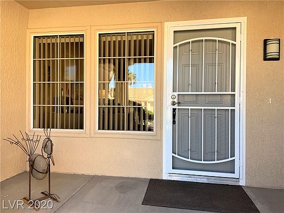 4th image of 8601 Linderwood Dr