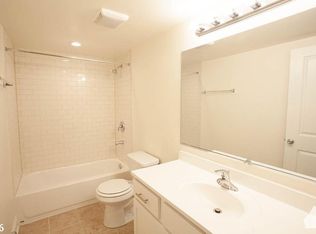 4506 N Sheridan Rd #111, Chicago, IL 60640