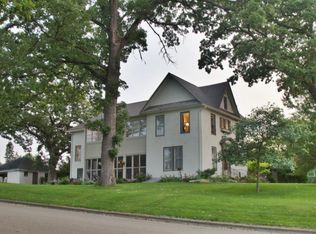624 E Main St, Caledonia, MN 55921