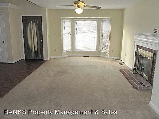 3rd image of 610 Halleck St