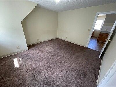 4th image of 80 Robbins St APT 2