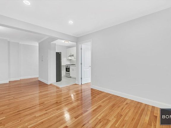3rd image of 3520 Leverich St APT A501