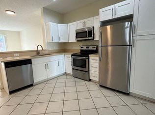 3932 San Simeon Ln, Fort Lauderdale, FL 33331