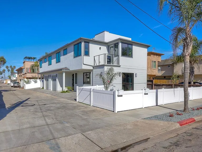 124 Donax Ave — Photo 1
