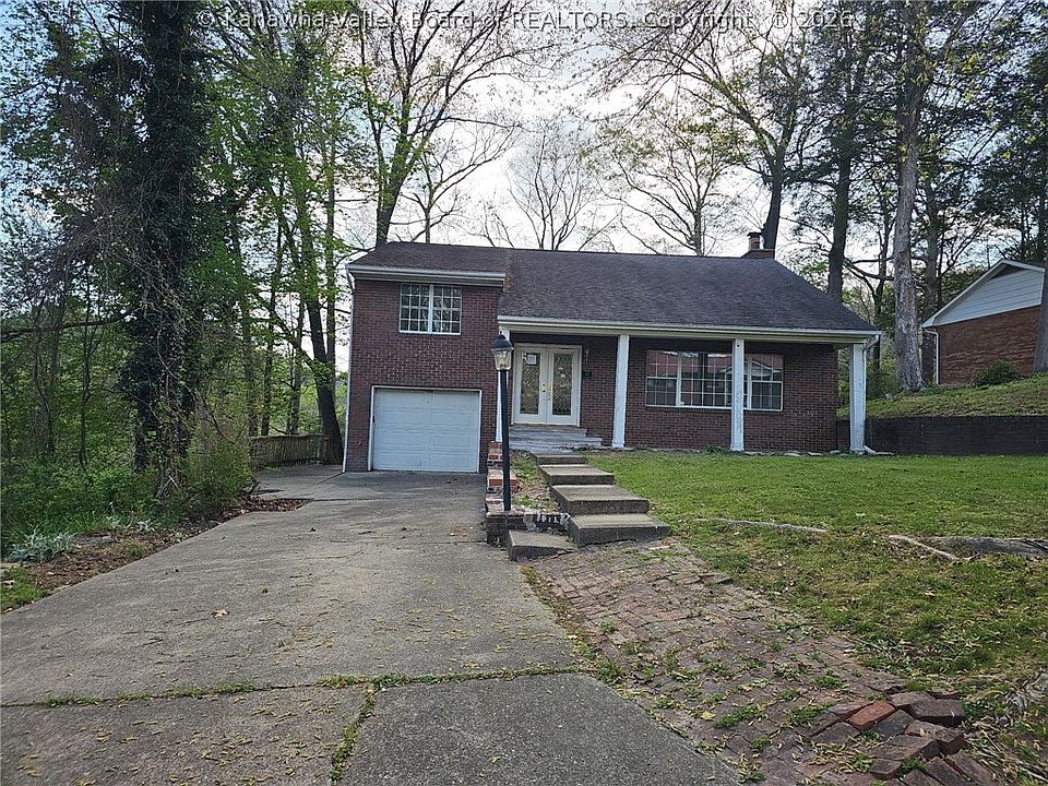1st image of 60 Woodland Dr