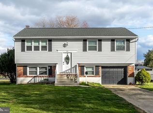 1 Fenwick Ln, Pennsville, NJ 08070