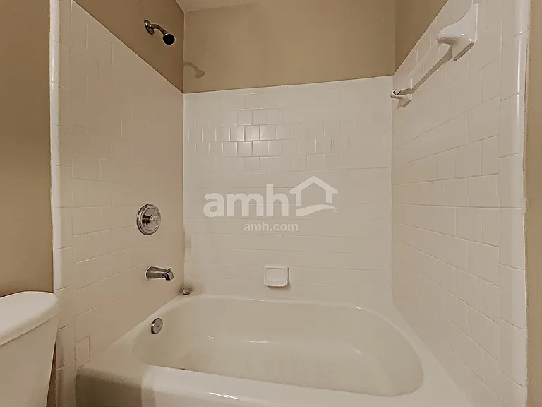 916 Bendleton Dr — Photo 15