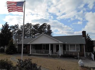 4210 Rose Lake Dr, Greensboro, NC 27407