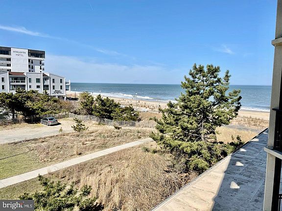 4th image of 1 Virginia Ave #307