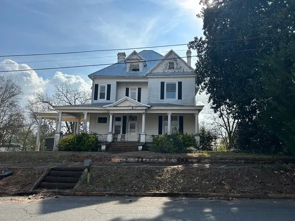 214 4th Ave, Buena Vista, GA 31803