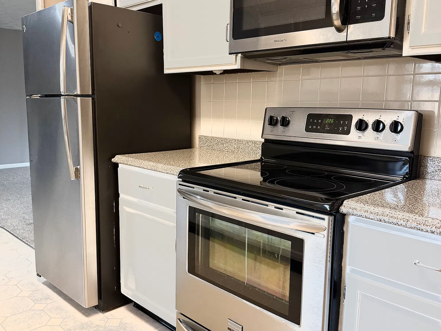3 bed, 1518 sqft, $2,300 — Photo 4