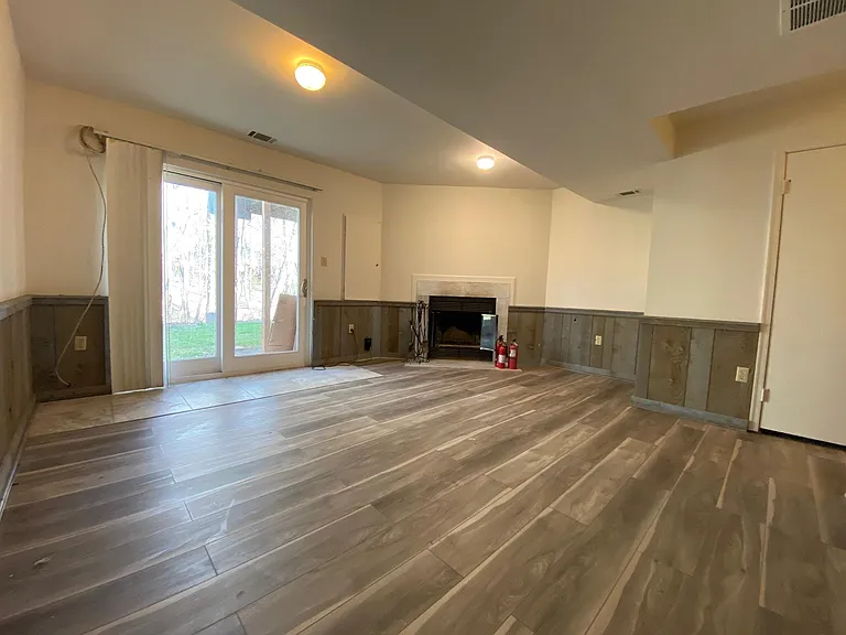 18222 Fox Chase Cir — Photo 22