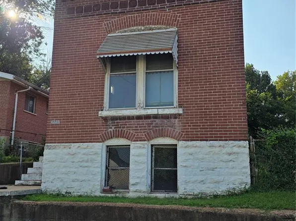 6223 Pennsylvania Ave, Saint Louis, MO 63111