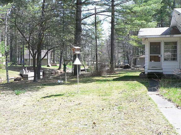 Facing cut of Secord Lake