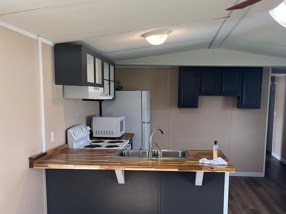 2nd image of 1771 Hodgenville Rd #39