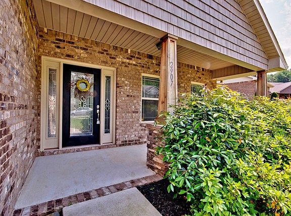 2nd image of 2907 Pasture View Ln SE