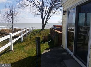 380 Shore Dr, Colonial Beach, VA 22443