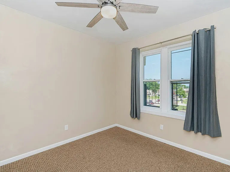 Bedroom 2-1