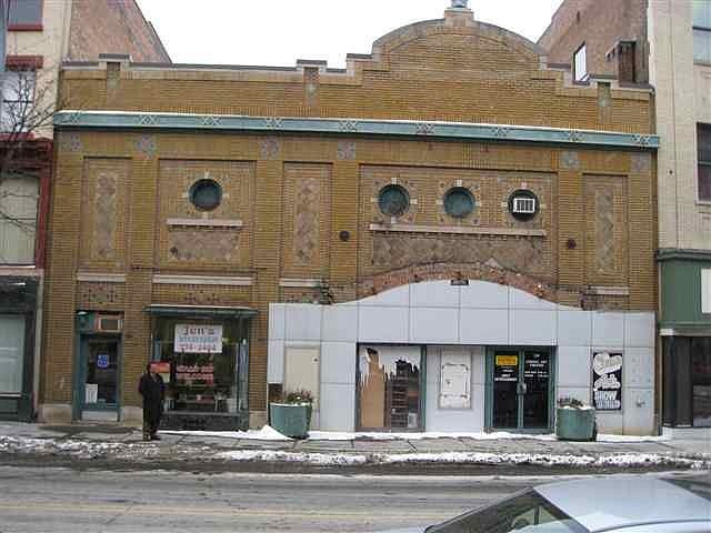 1st image of 285 River St