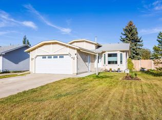 8808 102nd Ave, Morinville, AB T8R 1B7