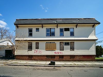 3rd image of 51-53 Lindsley Ave