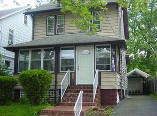 414 Drake Ave, Roselle, NJ