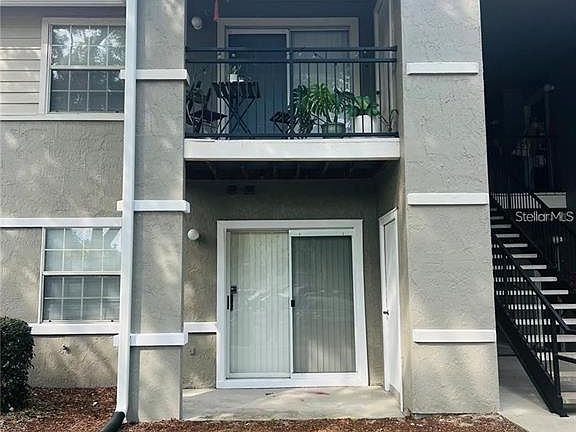 2nd image of 3705 SW 27th St APT 1011