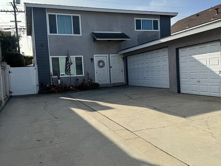 2212 Voorhees Ave. — Photo 10