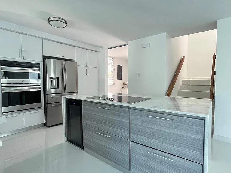 1141 Vistamar Marina E — Photo 8