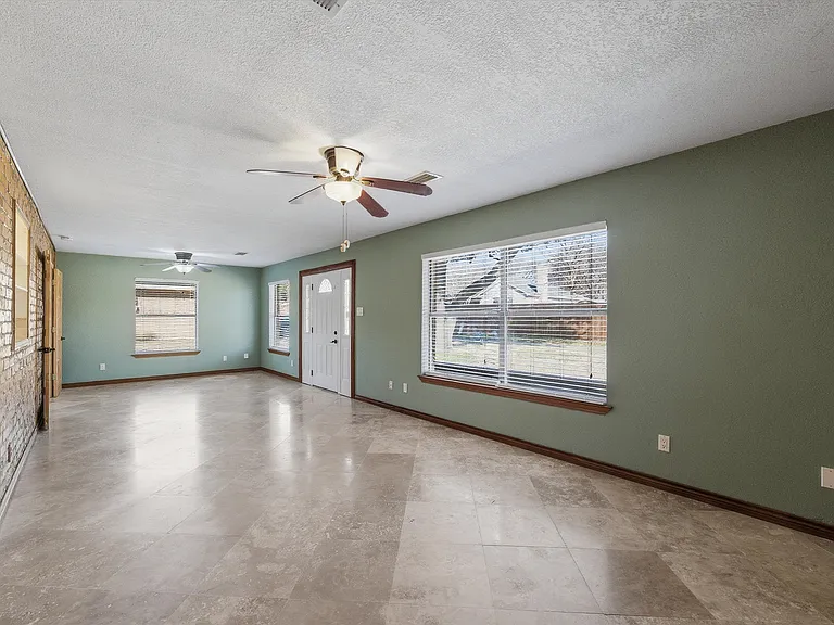 322 N Greenstone Ln — Photo 21