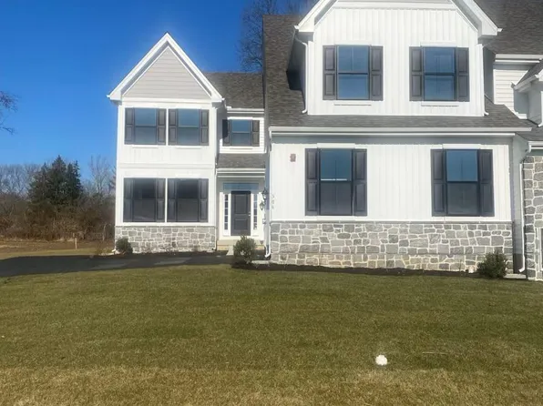 201 Leahy Dr, Newark, DE 19711