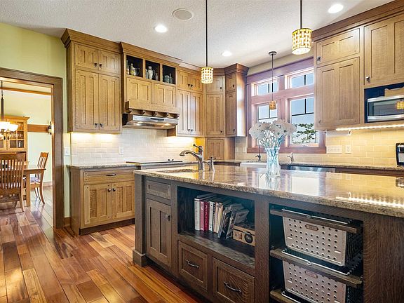 Custom Kitchen