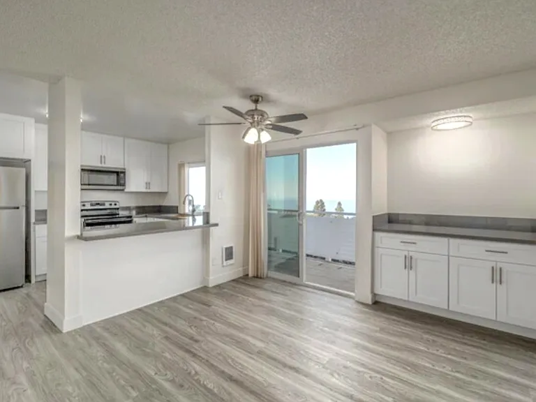 6914 Los Verdes Dr #8 — Photo 3