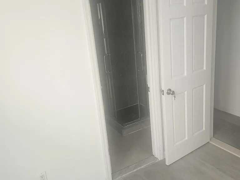 90-18 Park Ln S #1 — Photo 6