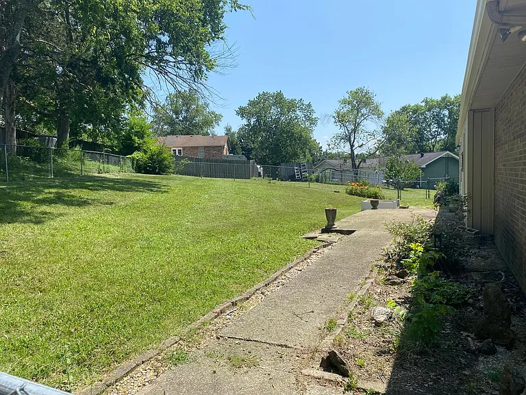 703 Lucien Rd — Photo 15