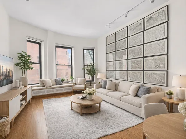 30 E 95th St, New York, NY