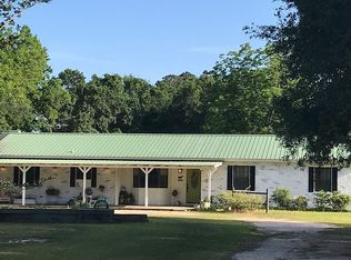 2900 Robinson Point Rd, Milton, FL 32583