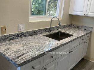 129 Hawthorne Ave APT A, Palo Alto, CA 94301