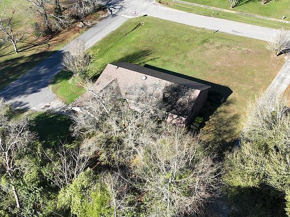 3rd image of 309 Chestnut Ave