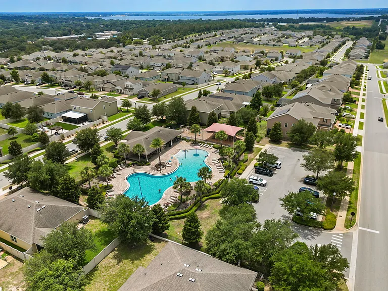1300 Cavender Creek Rd — Photo 34