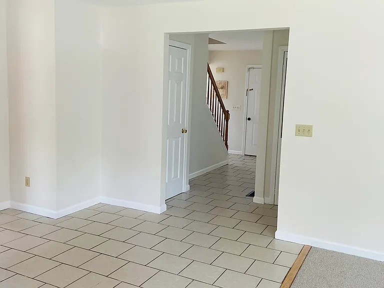 175 Meadows End Rd — Photo 33