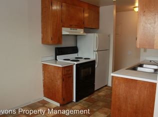 1203 S 16th Ave APT 07, Yakima, WA 98902
