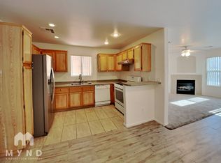 4032 Rocky Beach Dr, Las Vegas, NV 89115