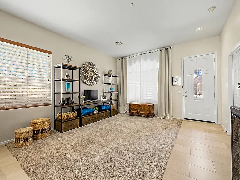 10490 E Acoma Dr — Photo 7