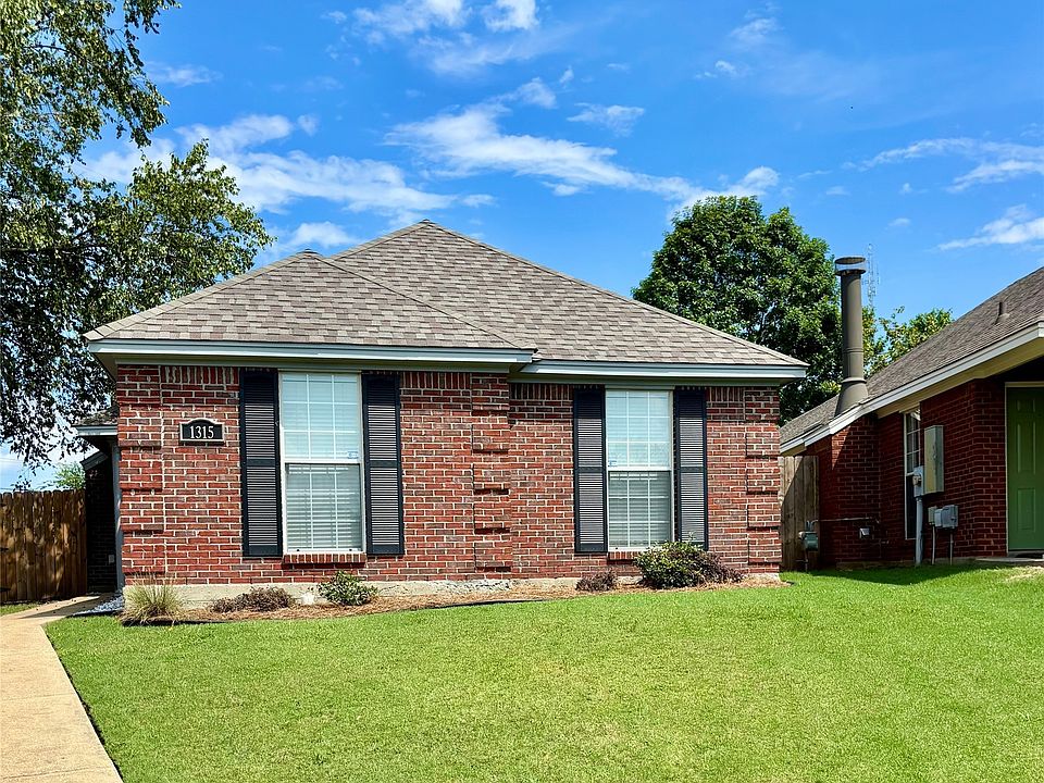 1st image of 1315 Cameron Ct