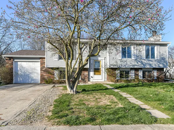 8726 Darkwood Dr, Indianapolis, IN 46234