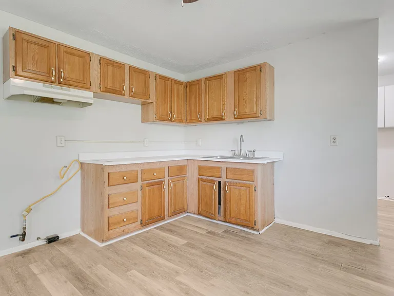 1333 Southlea Dr — Photo 13