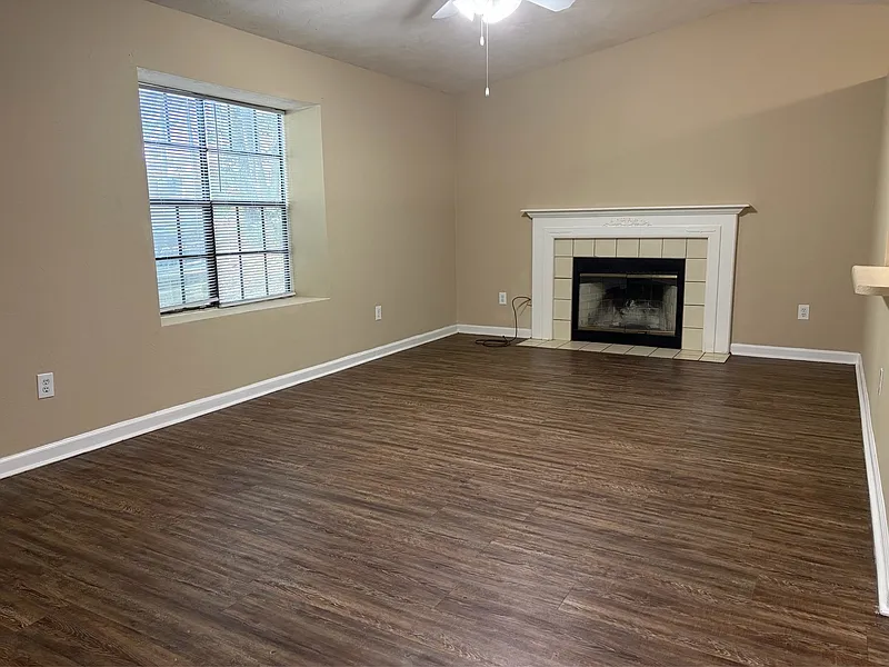2 bed, 2.0 bath, 1030 sqft, $1,275 — Photo 4