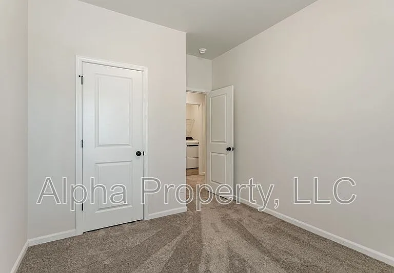 12 Lone Cypress St — Photo 17